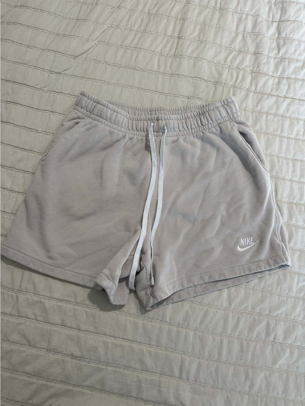 Nike Men Shorts Size Medium